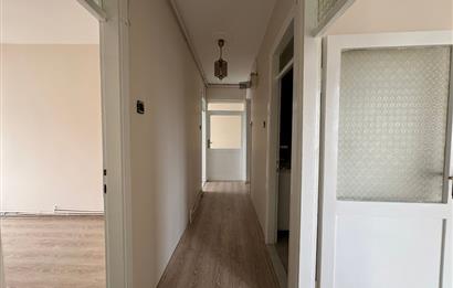 Bostalı'da Uğur Mumcu Parkı'nın yanında 3+1 Kiralık Daire