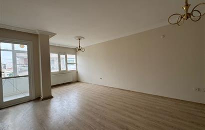 Bostalı'da Uğur Mumcu Parkı'nın yanında 3+1 Kiralık Daire