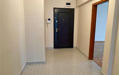 DİKMEN CADDESİ ÜZERİNDE 3,5+1 DAİRE