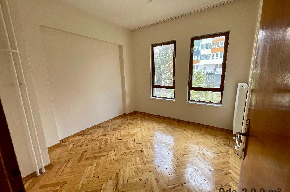 DİKMEN CADDESİ ÜZERİNDE 3,5+1 DAİRE