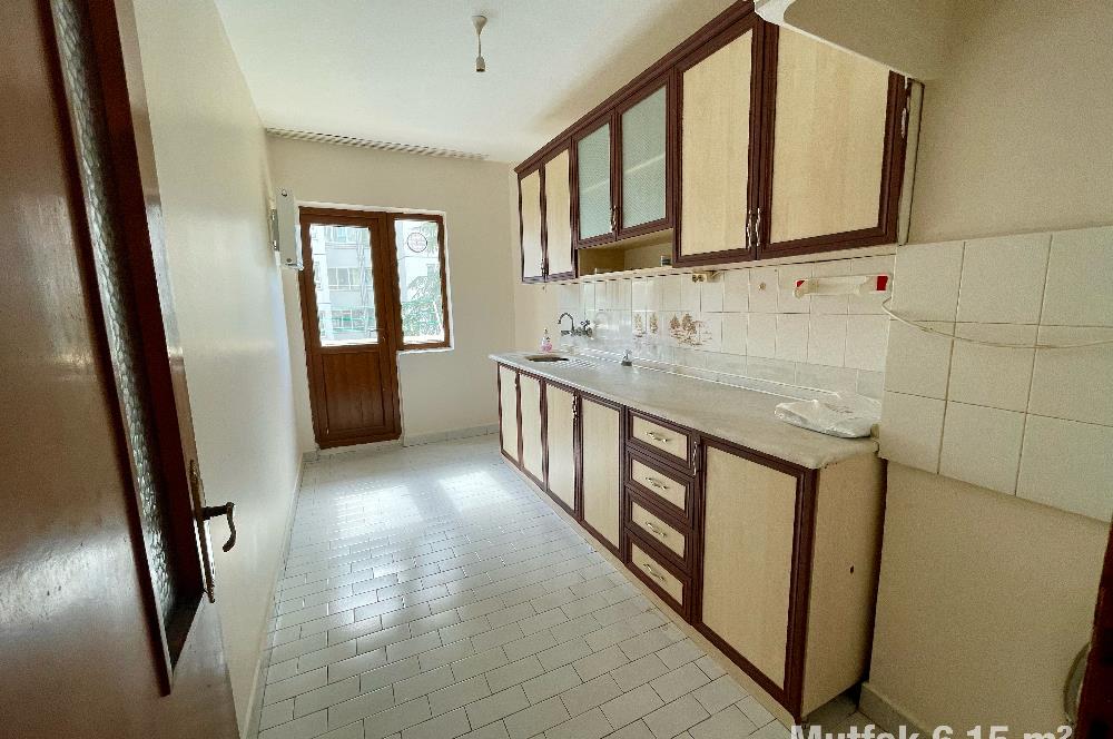 DİKMEN CADDESİ ÜZERİNDE 3,5+1 DAİRE