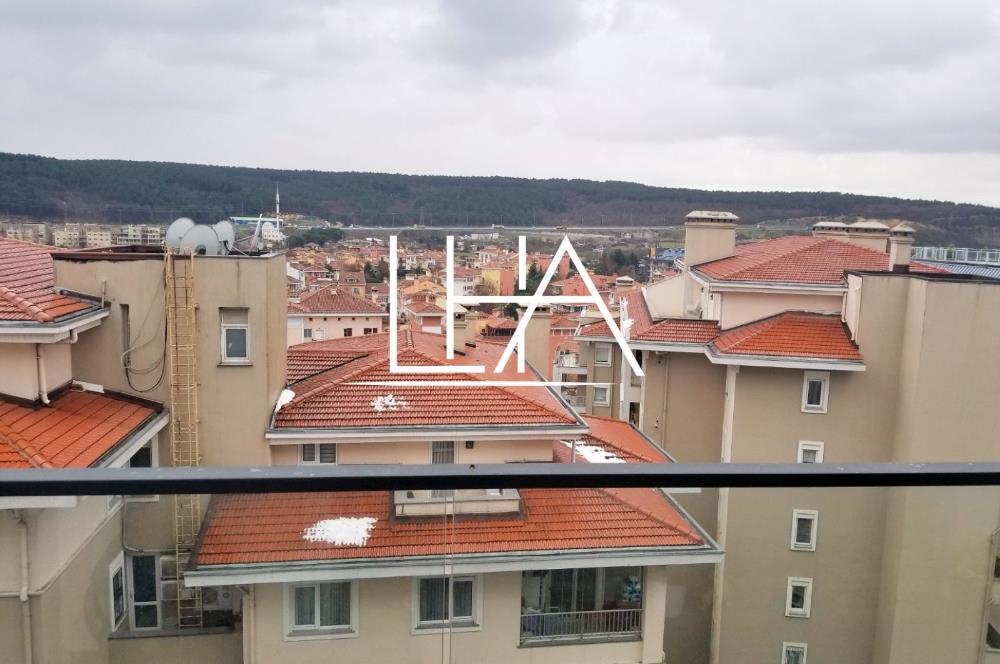 C21'DEN DOĞA TERAS SİTESİ'NDE ÖNÜ AÇIK FERAH KİRALIK 2+1 DAİRE