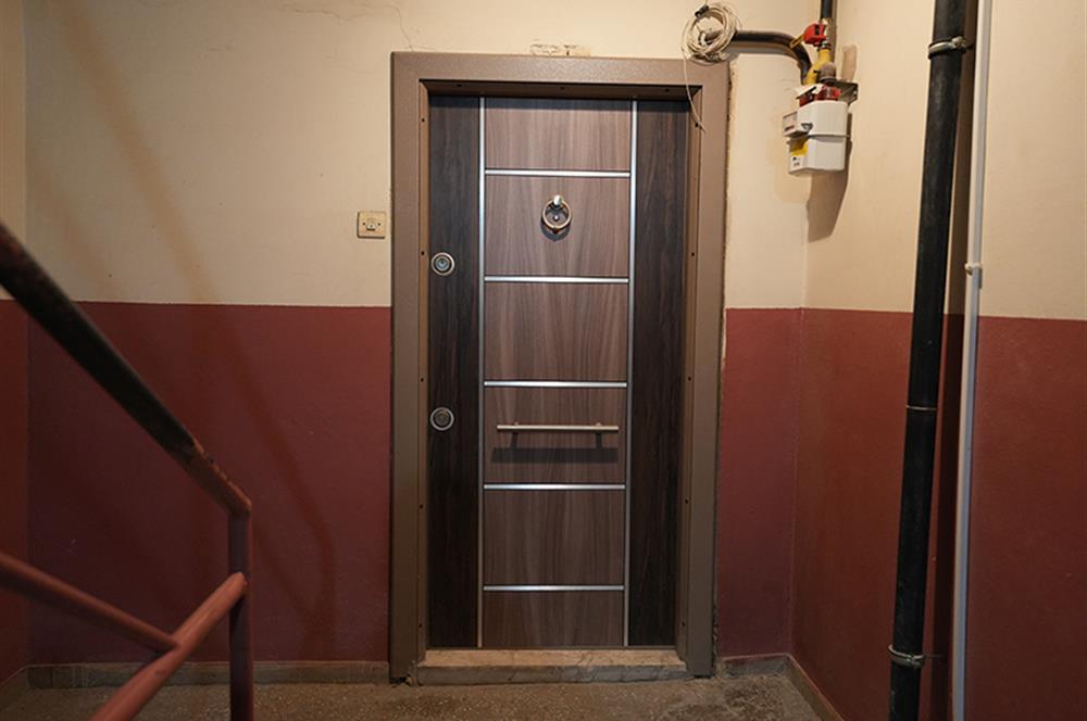 C21 Cius; Orhangazi Caddesi 2+1 Geniş Satılık Daire