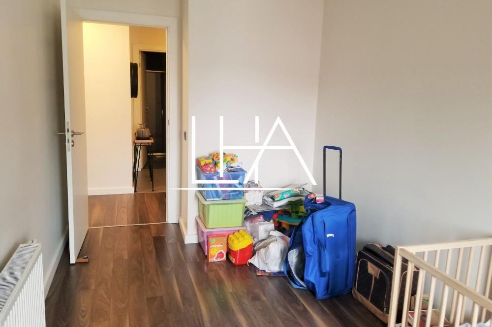 C21'DEN DOĞA TERAS SİTESİ'NDE ÖNÜ AÇIK FERAH KİRALIK 2+1 DAİRE