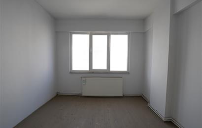 C21 Cius; Orhangazi Caddesi 2+1 Geniş Satılık Daire