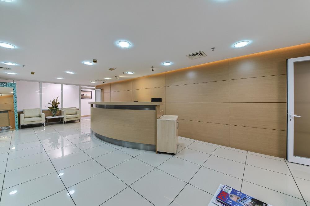 KOZYATAĞI METRONUN YANINDA E 5 CEPHELİ TAM KAT KİRALIK OFİS