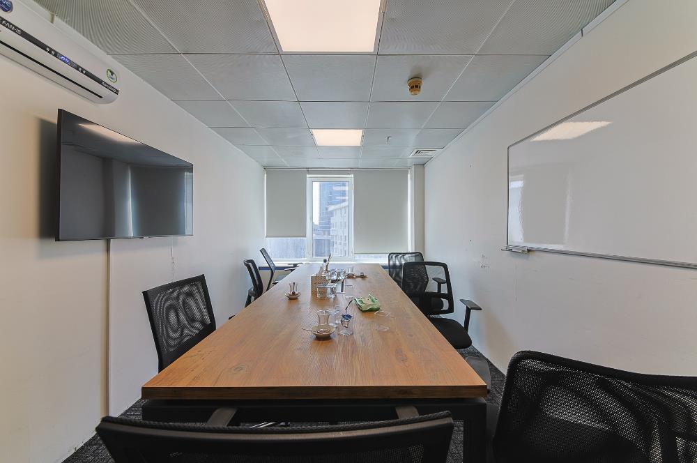 KOZYATAĞI METRONUN YANINDA E 5 CEPHELİ TAM KAT KİRALIK OFİS