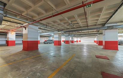 KOZYATAĞI METRONUN YANINDA E 5 CEPHELİ TAM KAT KİRALIK OFİS