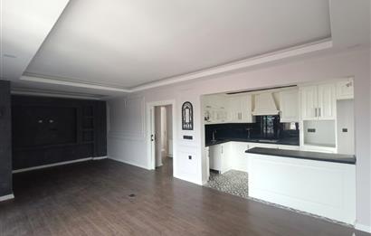 CENTURY21'DEN ADAKENT SİTESİNDE KİRALIK DAİRE