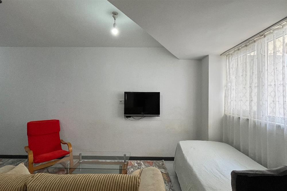 Değirmenönü Mahallesi’nde 1 + 0 eşyalı apart kiralık