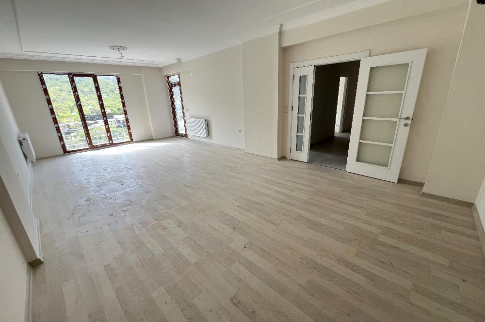 M21 TEAM'den HALİÇ PARK SİTESİ SIFIR 3+1 DAİRE