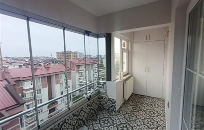 CENTURY21'DEN ADAKENT SİTESİNDE KİRALIK DAİRE