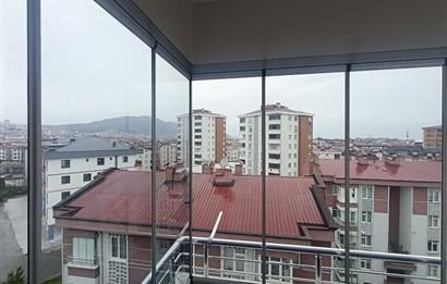 CENTURY21'DEN ADAKENT SİTESİNDE KİRALIK DAİRE