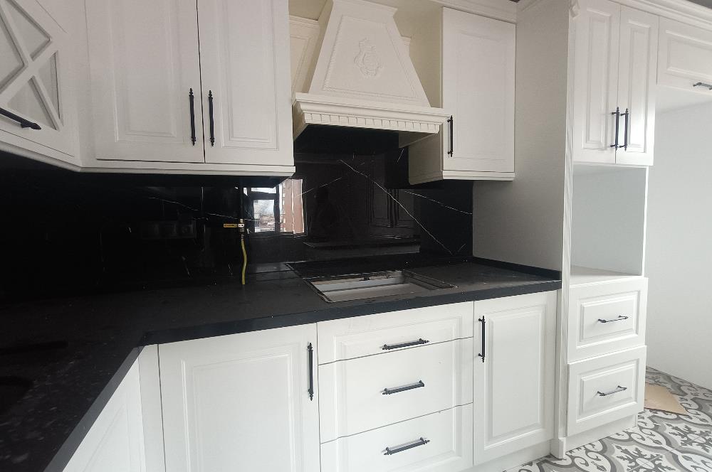 CENTURY21'DEN ADAKENT SİTESİNDE KİRALIK DAİRE