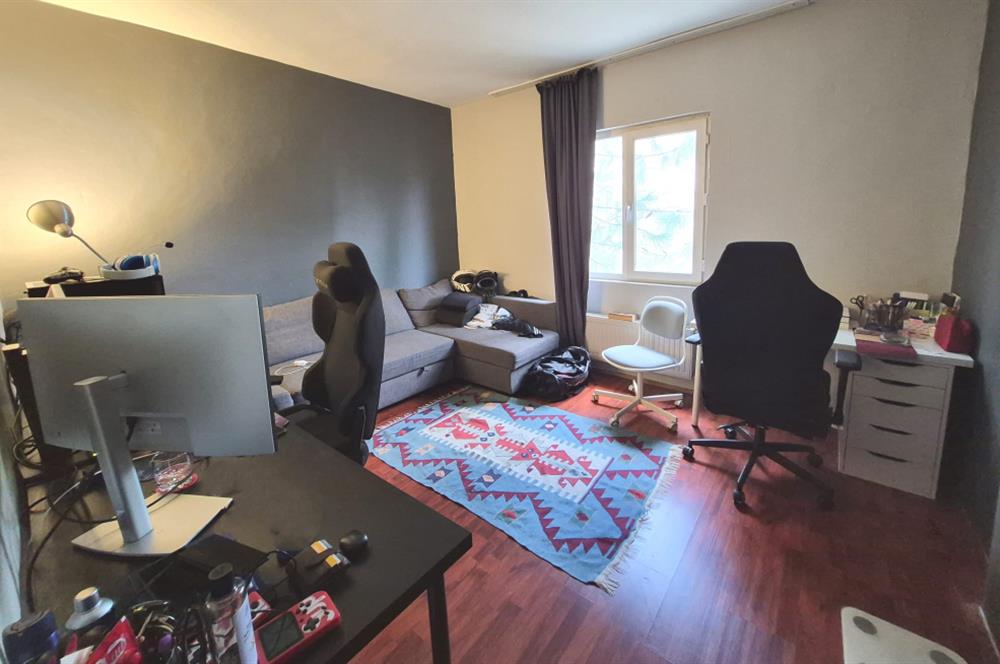 SARIYER YENİ UYUM'DA SİTE GİRİŞİNE YAKIN SATILIK 3+1 DAİRE