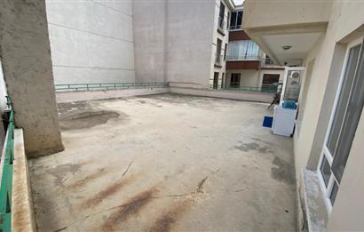 CADDE ÜZERİ 2+1 SAATILIK FIRSAT DAİRE