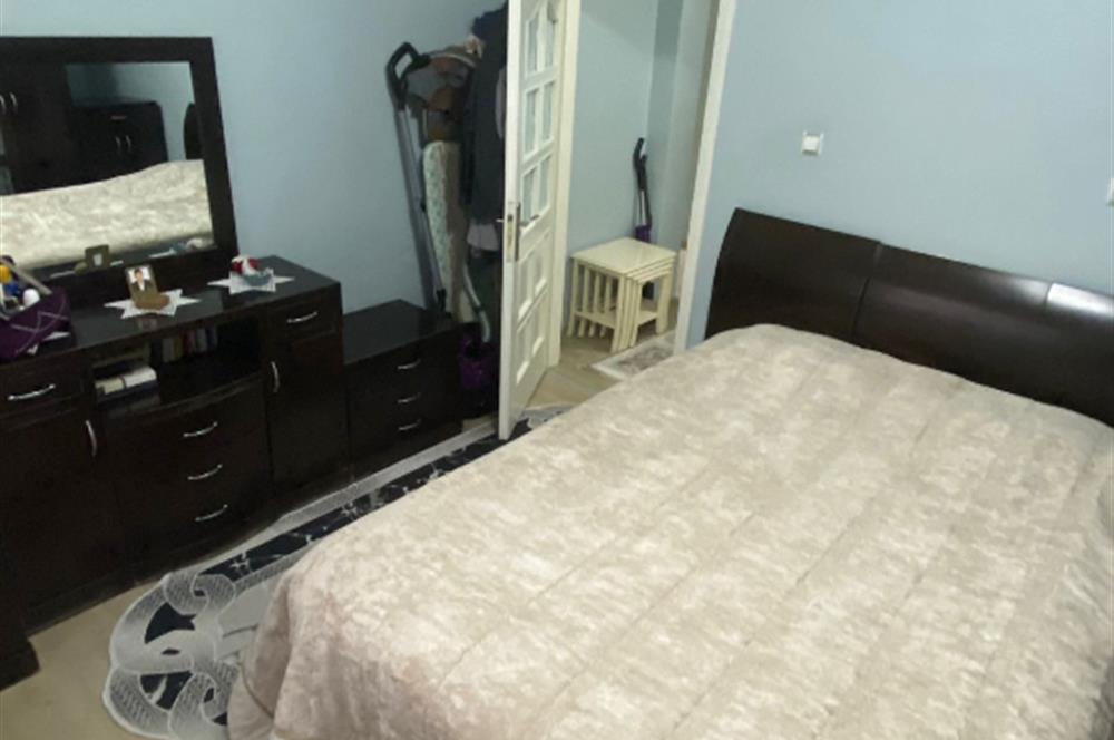 CADDE ÜZERİ 2+1 SAATILIK FIRSAT DAİRE