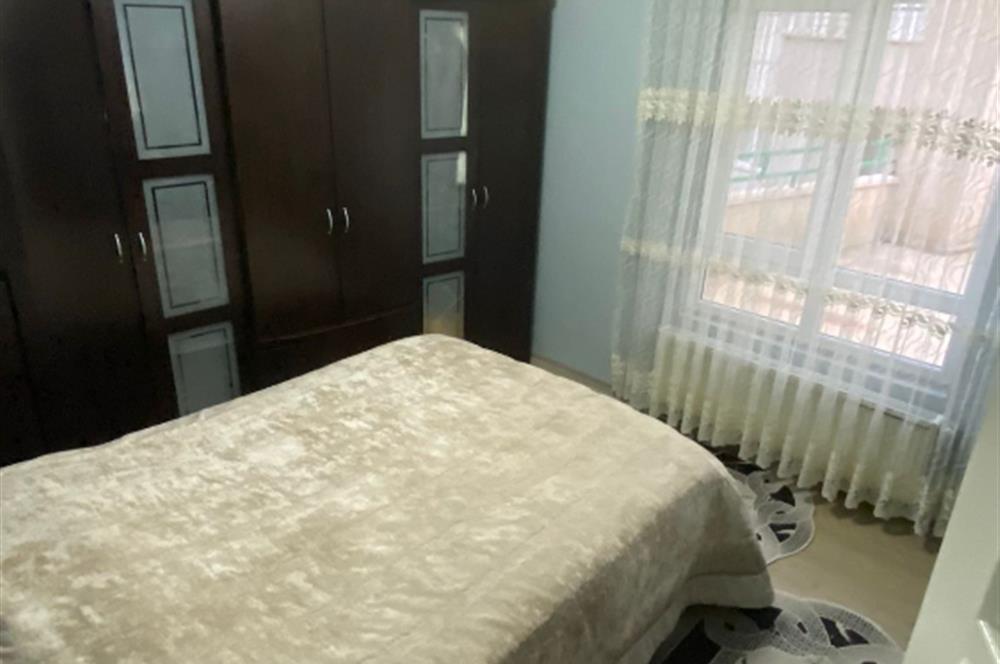 CADDE ÜZERİ 2+1 SAATILIK FIRSAT DAİRE