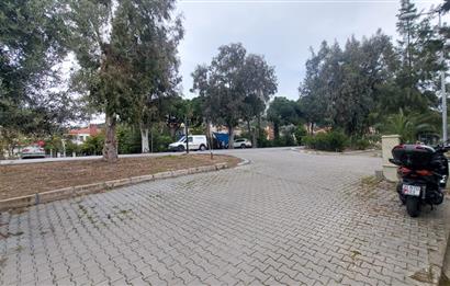 Foça İsmetpaşa Mah. Denize 150 m. 2+1 Bahçe Kat Satılık Daire
