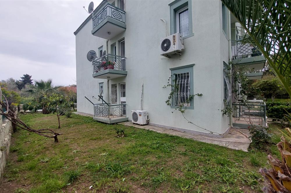 Foça İsmetpaşa Mah. Denize 150 m. 2+1 Bahçe Kat Satılık Daire