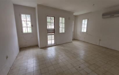 Foça İsmetpaşa Mah. Denize 150 m. 2+1 Bahçe Kat Satılık Daire