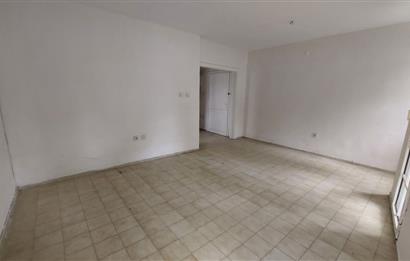 Foça İsmetpaşa Mah. Denize 150 m. 2+1 Bahçe Kat Satılık Daire