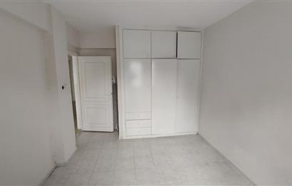 Foça İsmetpaşa Mah. Denize 150 m. 2+1 Bahçe Kat Satılık Daire