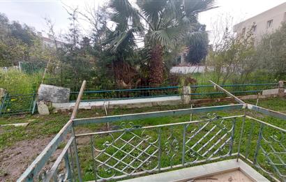 Foça İsmetpaşa Mah. Denize 150 m. 2+1 Bahçe Kat Satılık Daire