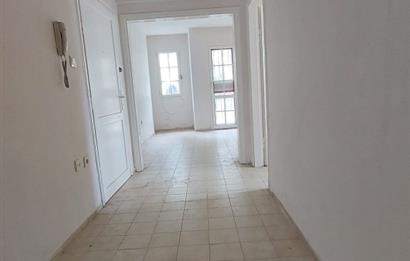 Foça İsmetpaşa Mah. Denize 150 m. 2+1 Bahçe Kat Satılık Daire