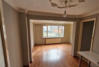 Beyoğlu 'nda sessiz ve huzurlu sokakta,ulaşıma yakın 2+1 Satılık - 1 - 33506