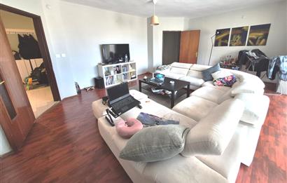 SARIYER YENİ UYUM'DA SİTE GİRİŞİNE YAKIN SATILIK 3+1 DAİRE