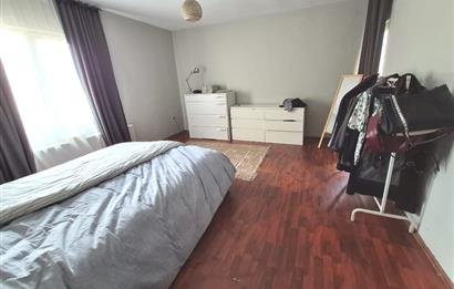 SARIYER YENİ UYUM'DA SİTE GİRİŞİNE YAKIN SATILIK 3+1 DAİRE