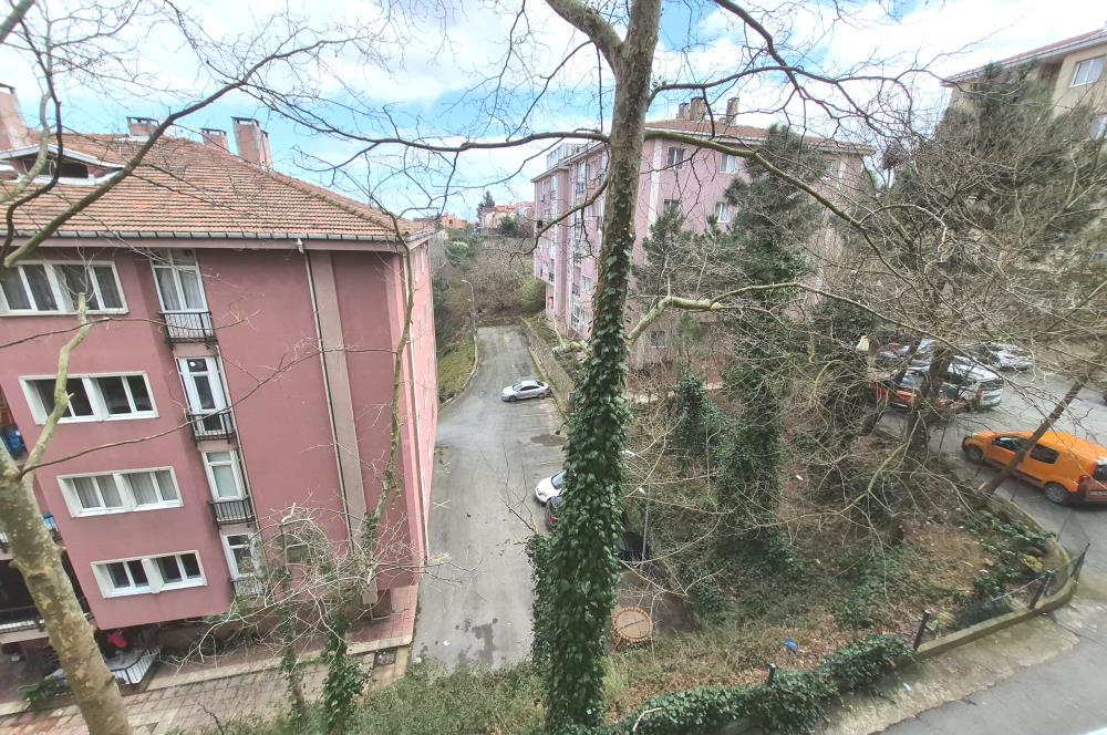 SARIYER YENİ UYUM'DA SİTE GİRİŞİNE YAKIN SATILIK 3+1 DAİRE