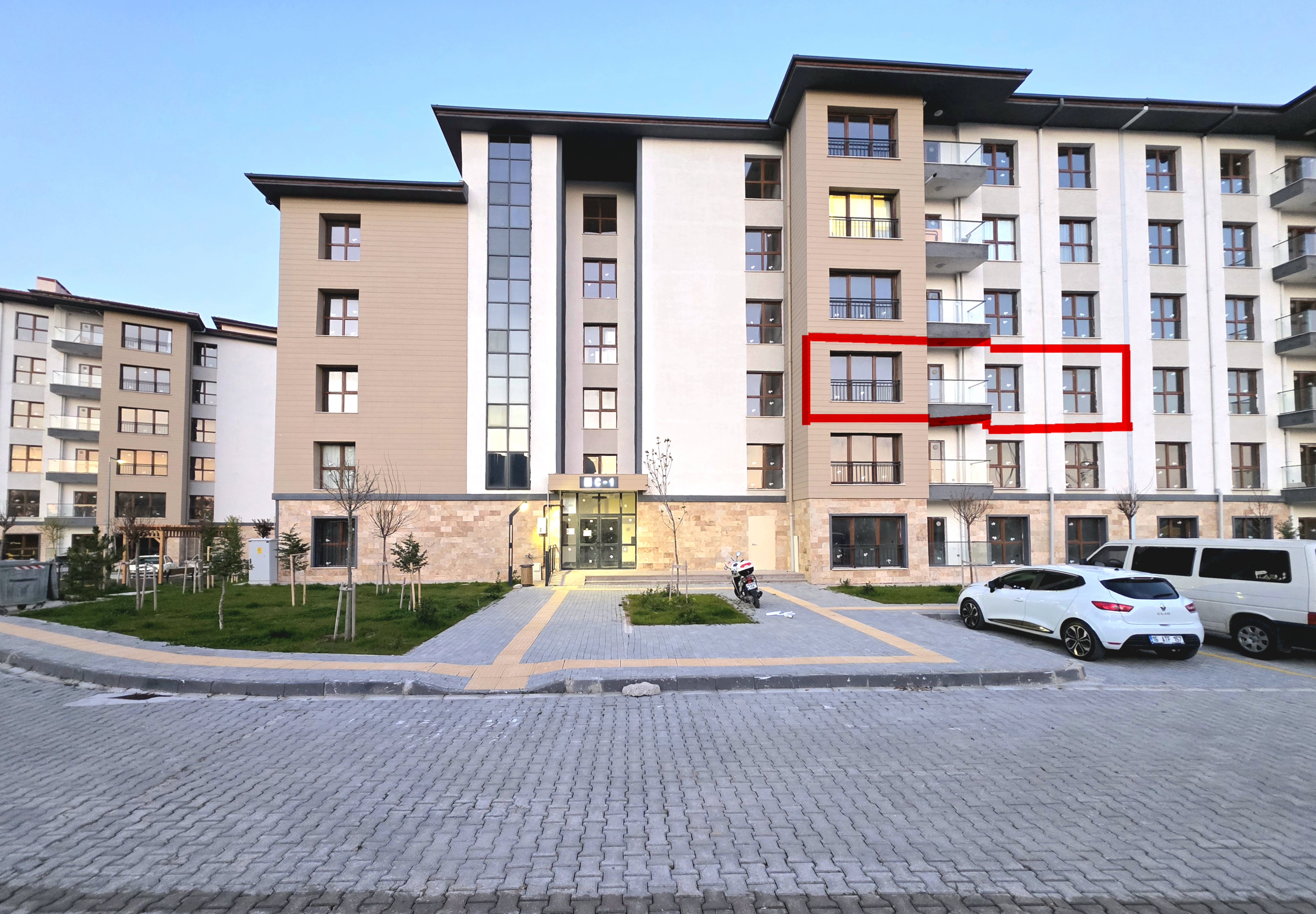 C21 Cius; Cihatlı Toki Sıfır Arakat 2+1 Kiralık Daire