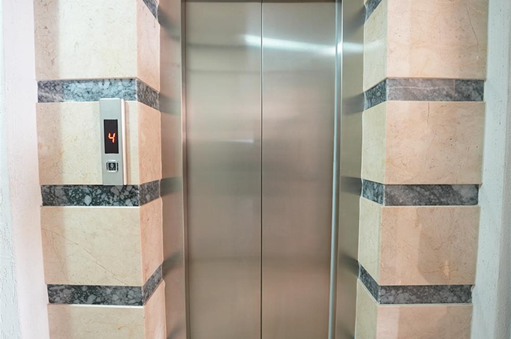 C21 Cius; Hisarda Körfez Manzaralı 3 Cepheli Kiralık Daire