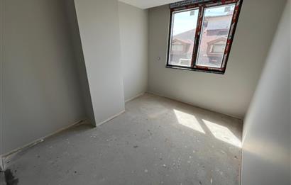 ÇINAR'DA AYRI MUTFAKLI,KÖŞE 3.KAT LÜX 2+1