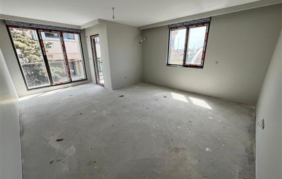 ÇINAR'DA AYRI MUTFAKLI,KÖŞE 3.KAT LÜX 2+1