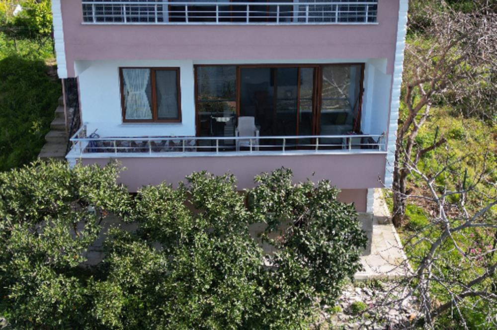 CENTURY 21'DEN PERŞEMBE MERSİN KÖYÜN'DE DENİZ MANZARALI SATILIK VİLLA