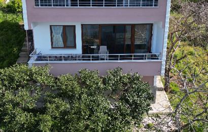 CENTURY 21'DEN PERŞEMBE MERSİN KÖYÜN'DE DENİZ MANZARALI SATILIK VİLLA