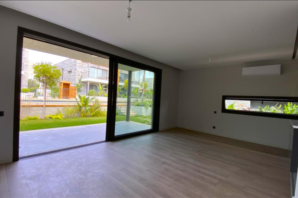 BODRUM KONACIK AVENUE KARŞISI KİRALIK 2+1 BAHÇE KATI
