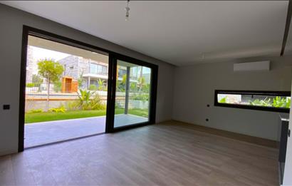 BODRUM KONACIK AVENUE KARŞISI KİRALIK 2+1 BAHÇE KATI