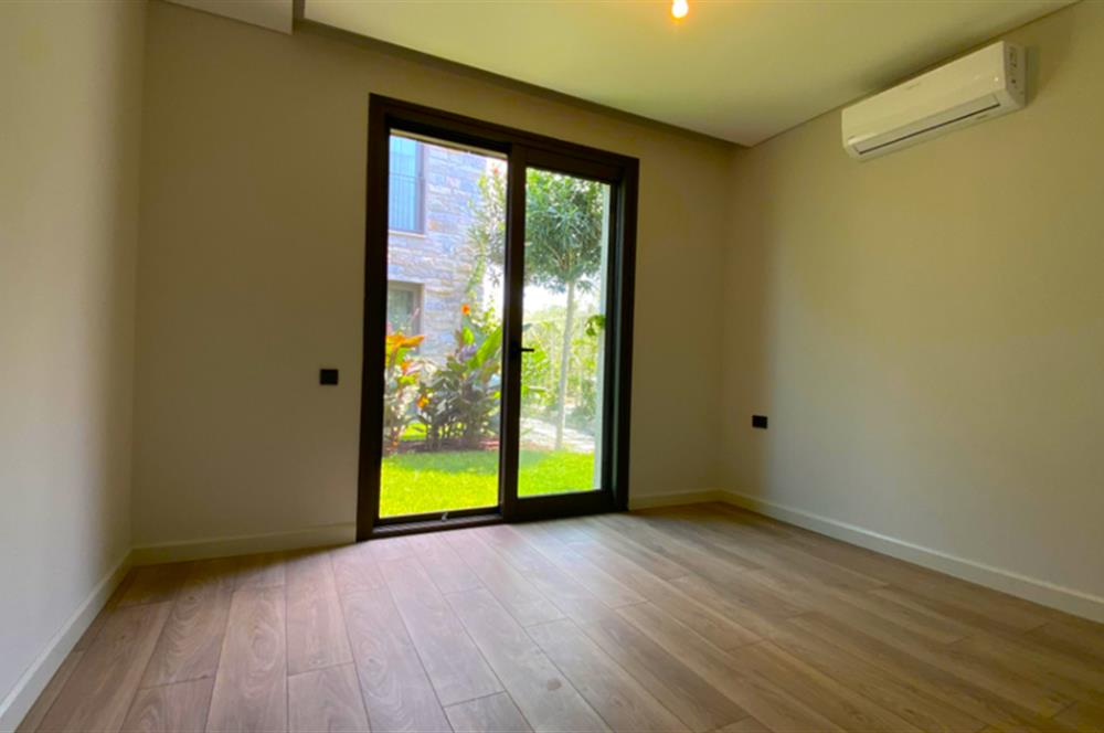 BODRUM KONACIK AVENUE KARŞISI KİRALIK 2+1 BAHÇE KATI