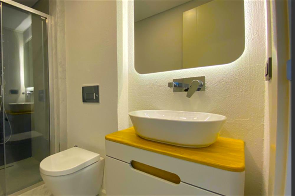 BODRUM KONACIK AVENUE KARŞISI KİRALIK 2+1 BAHÇE KATI