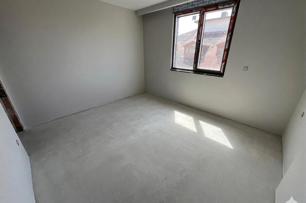 ÇINAR'DA AYRI MUTFAKLI,KÖŞE 3.KAT LÜX 2+1