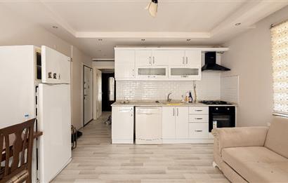 ALTIEYLÜL FEN LİSESİ YANI SATILIK 1+1