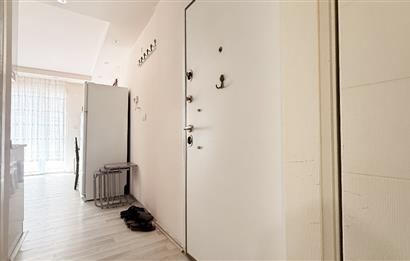 ALTIEYLÜL FEN LİSESİ YANI SATILIK 1+1