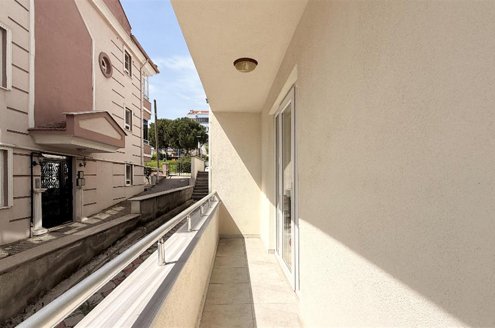 ALTIEYLÜL FEN LİSESİ YANI SATILIK 1+1