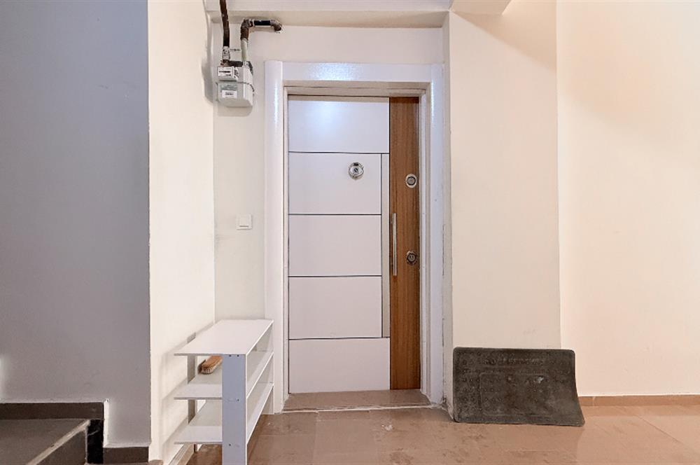 ALTIEYLÜL FEN LİSESİ YANI SATILIK 1+1