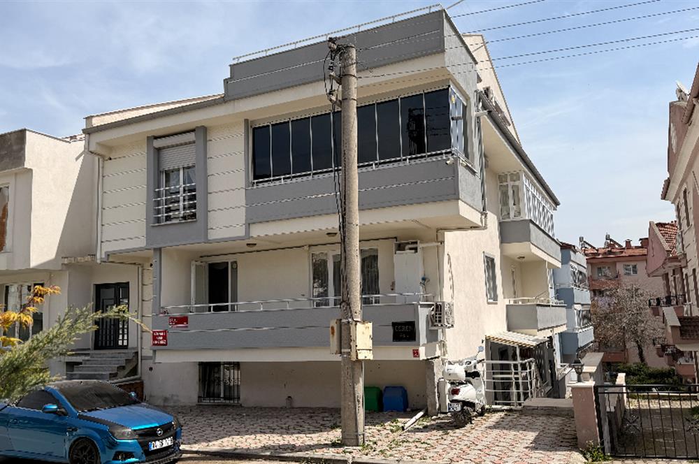 ALTIEYLÜL FEN LİSESİ YANI SATILIK 1+1