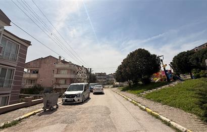 ALTIEYLÜL FEN LİSESİ YANI SATILIK 1+1